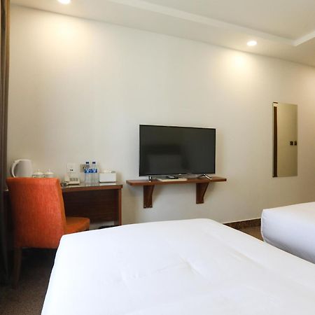 Sunrise Hotel Taskent Exterior foto
